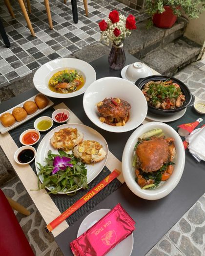 Bàn tiệc